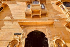 Vedsa Haveli |Rooms & Caretaker|