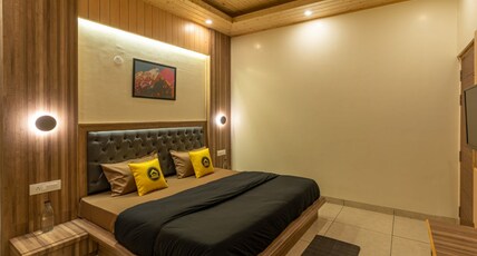 The Hosteller Kufri, Shimla Room Type - Deluxe Double Room