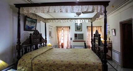 Hotel Pushkar Palace Room Type - Super Deluxe Room with Bathtub