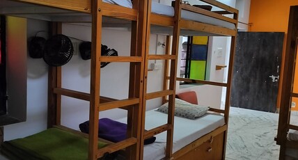 Moondance Hostel & Restaurant Room Type - Single Bed in 6-Bed Mixed Non-AC Dorm