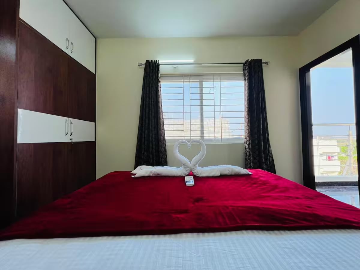 Tarayana Stays : 1BHK - Tap to explore photos