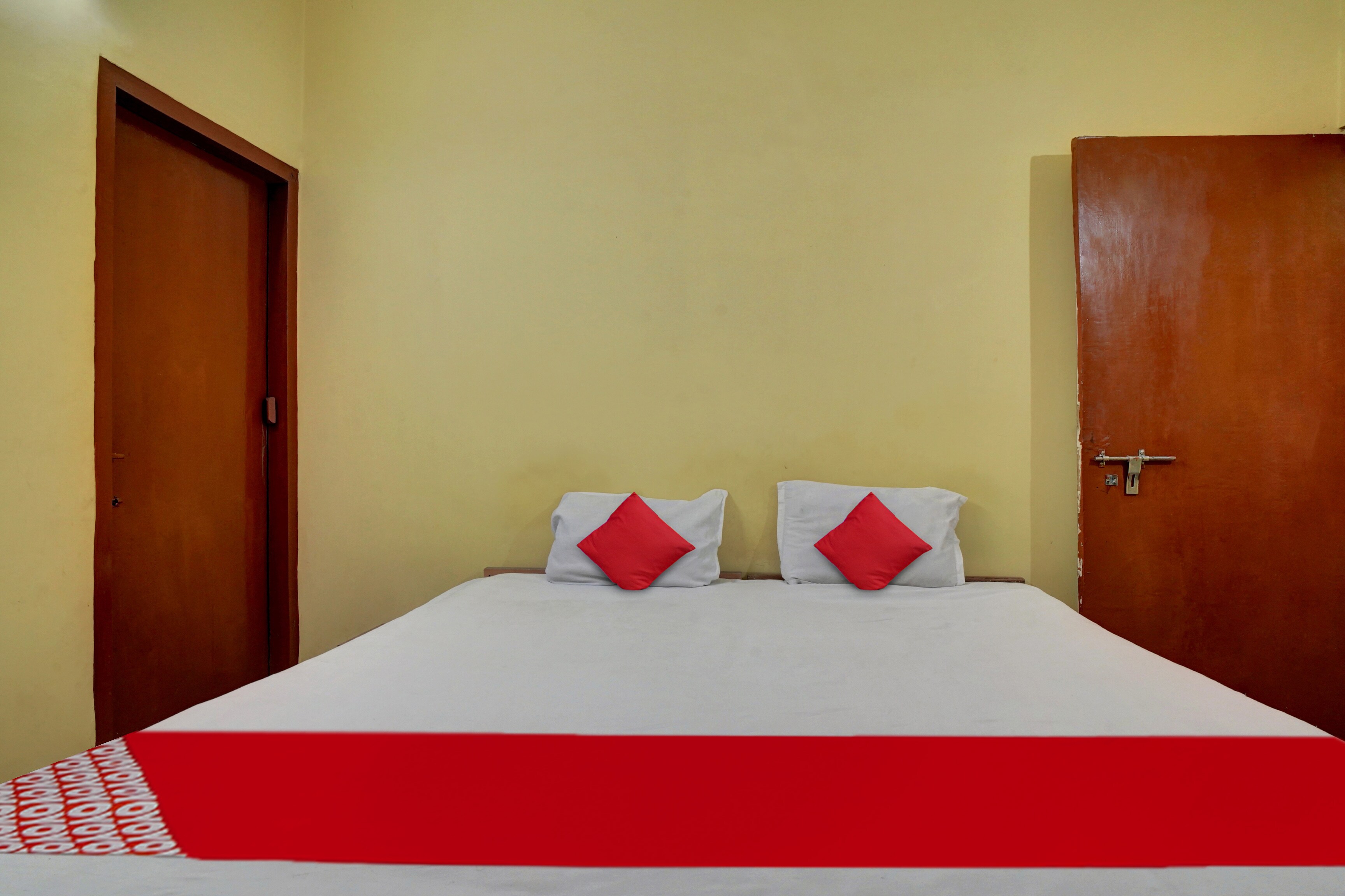Hotel O Om Shriyam Banquet And Heritage - Tap to explore photos