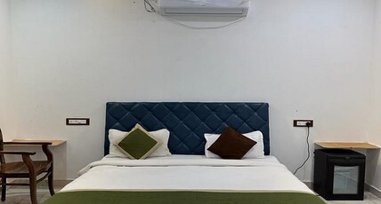 Gujarat Resort Room Type - Premium Cottage