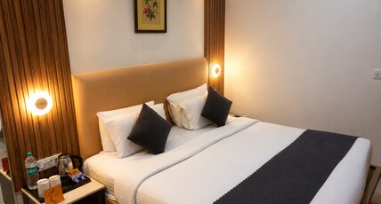 TGI Apple Inn Room Type - Premium Room