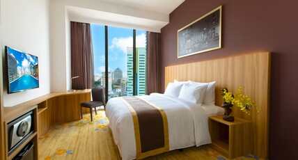 Bay Hotel Ho Chi Minh Room Type - Deluxe King Room with City View With Free Minibar Bay Hotel Ho Chi Minh Room Type - Deluxe King Room with City View With Free Minibar