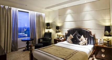 ORANGE MEGASTRUCTURE LLP Room Type - Presidential Suite, Skyline View