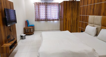 Hotel Omkar Room Type - Deluxe