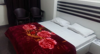 Hotel Shiva Room Type - NON AC ROOM WITH FREE WIFI