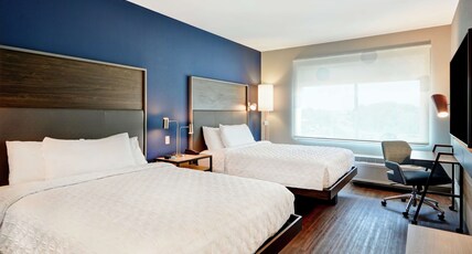 TRU by Hilton Denver Room Type - 2 QUEEN BEDS