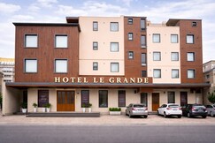 HOTEL LE GRANDE