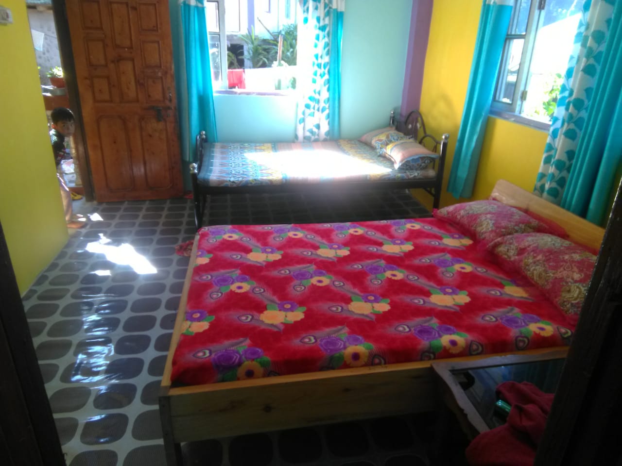 LAZUM HOMESTAY - Tap to explore photos