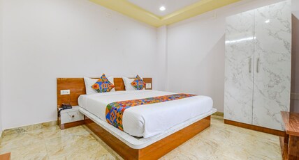 Hotel Lali Palace Room Type - Deluxe Double or Twin