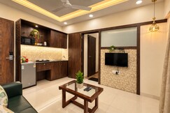 Emerald Vista Luxury Suites | Room & Restaurant
