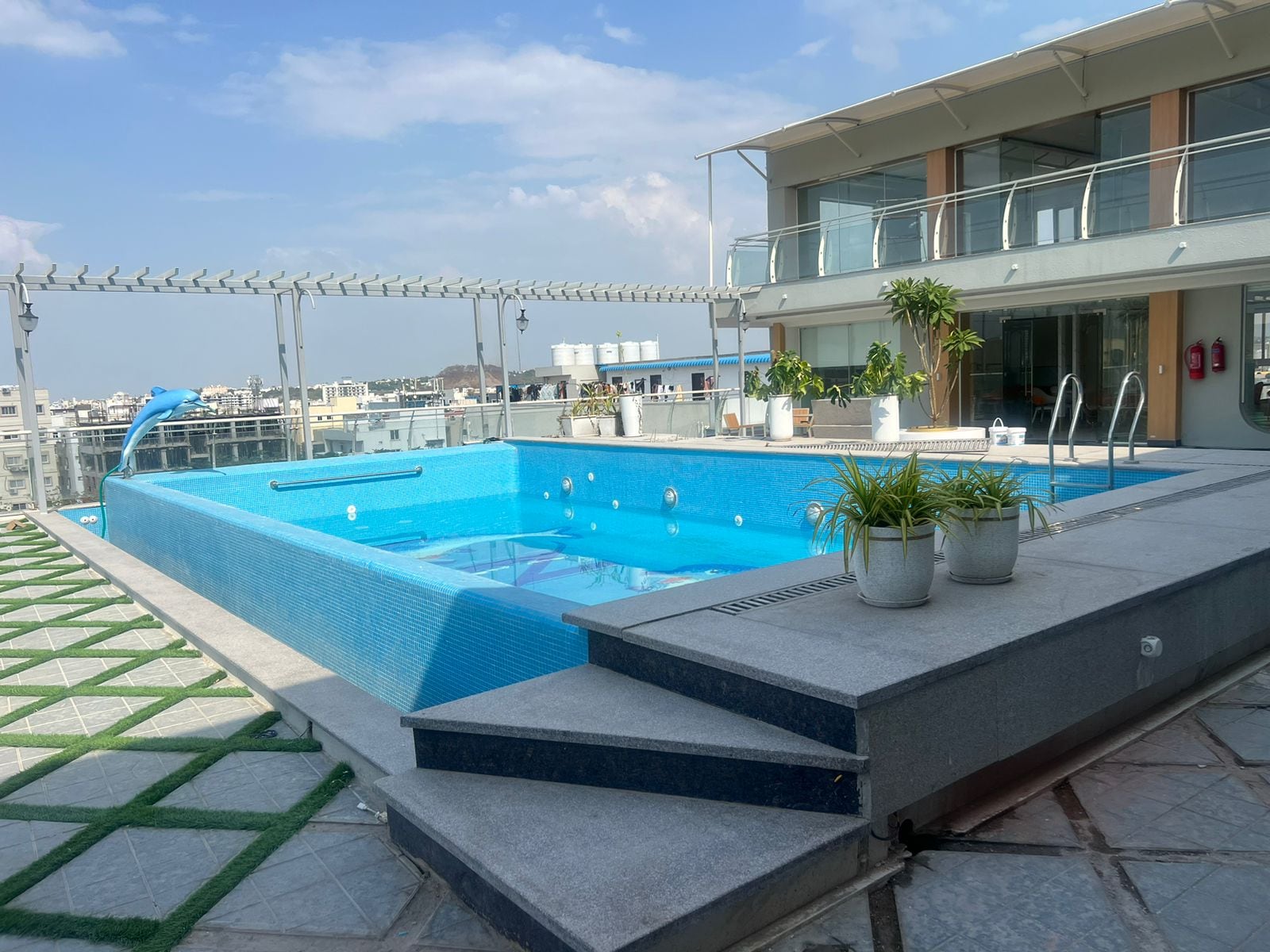 Hotel Narenn Hitech City - Tap to explore photos