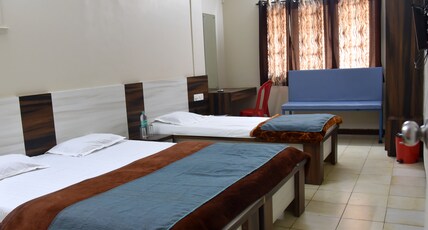 Hotel Kashiba's Room Type - AC Triple Bed