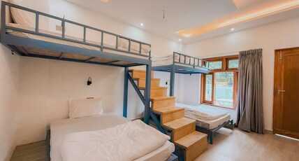 ECHOS Room Type - Bed in a Mixed Luxurious Dormitory