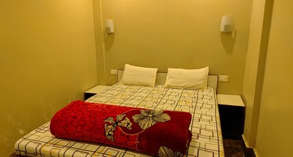 Hotel natraj Room Type - Deluxe Double Room