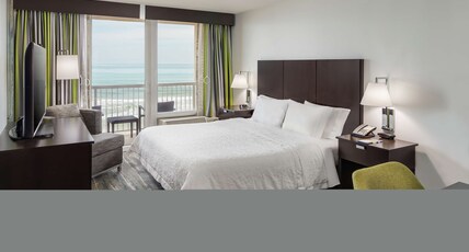 Hampton Inn by Hilton Daytona Beach/Beachfront Room Type - 1KG MOB HEA ACC TUB OCNFRT