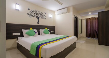 Treebo MVP Grand Room Type - Deluxe Room