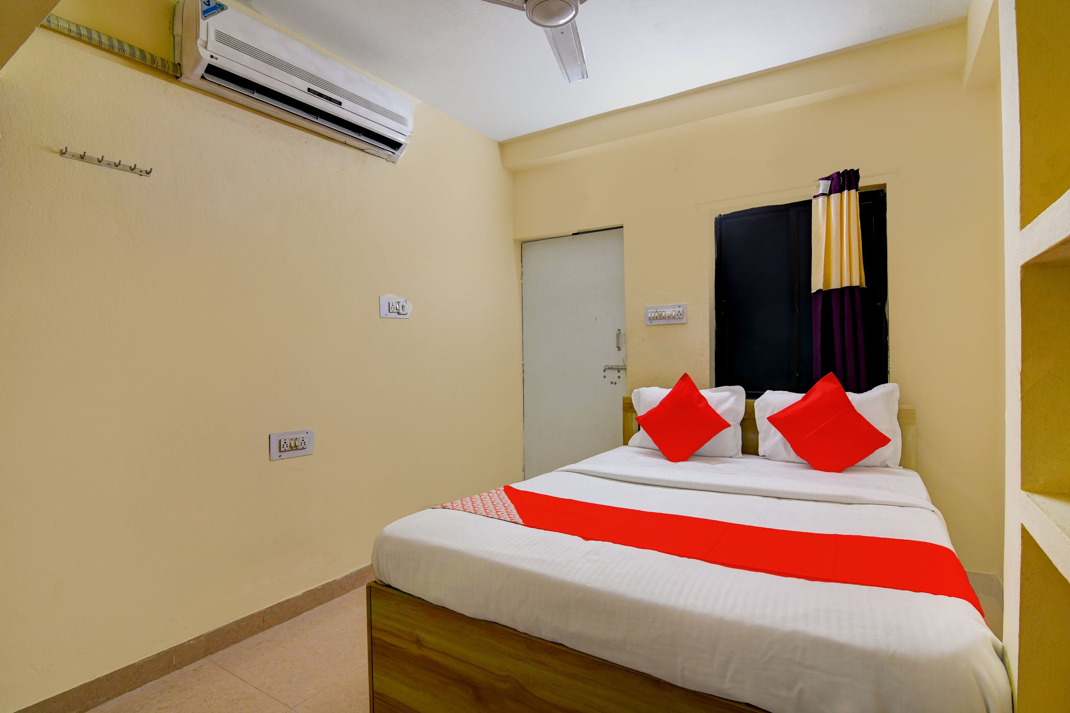 Hotel O Welcome Stay Guest House - Tap to explore photos