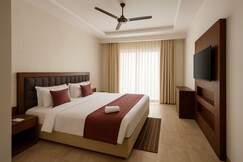 Xenious Opulent Hamirpur