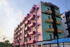 Hotel Aadhitiya Lodge