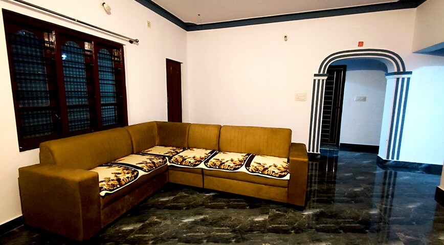 Shrishti Homestay - Tap to explore photos