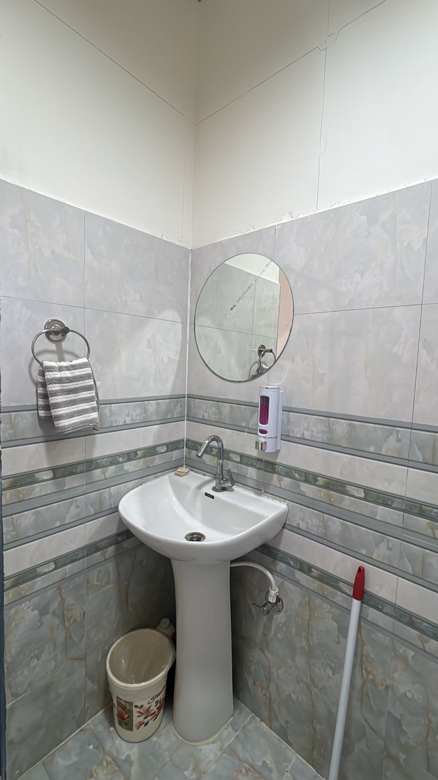 Avishri Homestay - Tap to explore photos