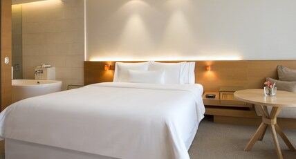 The Westin Mumbai Garden City Room Type - Premium City View, King Bed with Bathtub