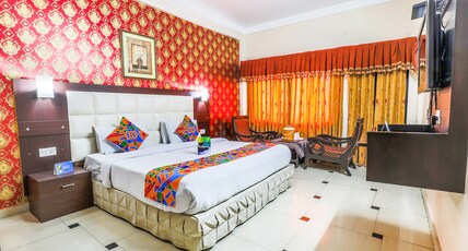 FabHotel Pramila Inn Room Type - Deluxe Room