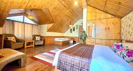 Clifftop Cottages Room Type - Premium Attic Room