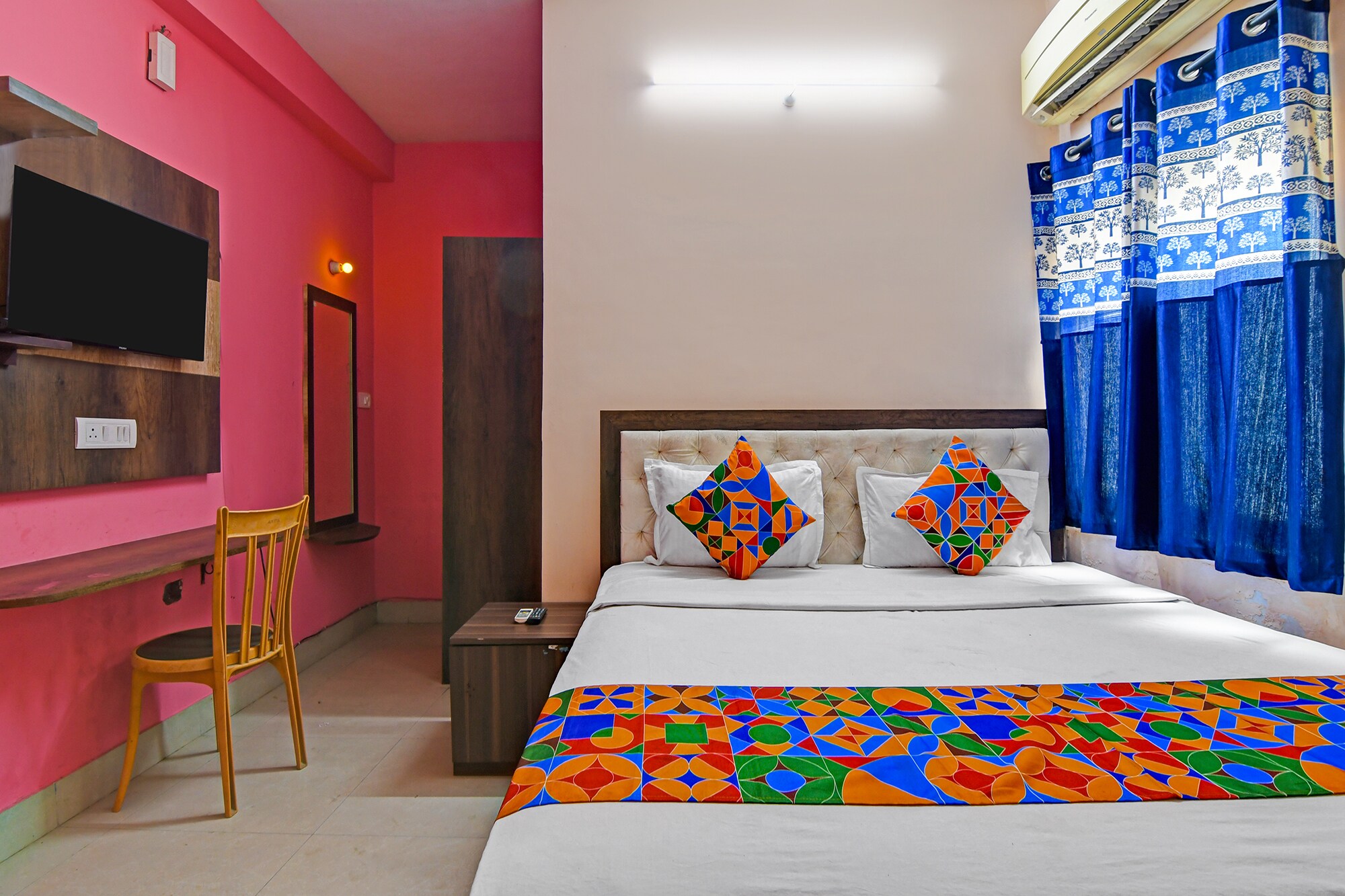 FabHotel Binayak Inn - Tap to explore photos