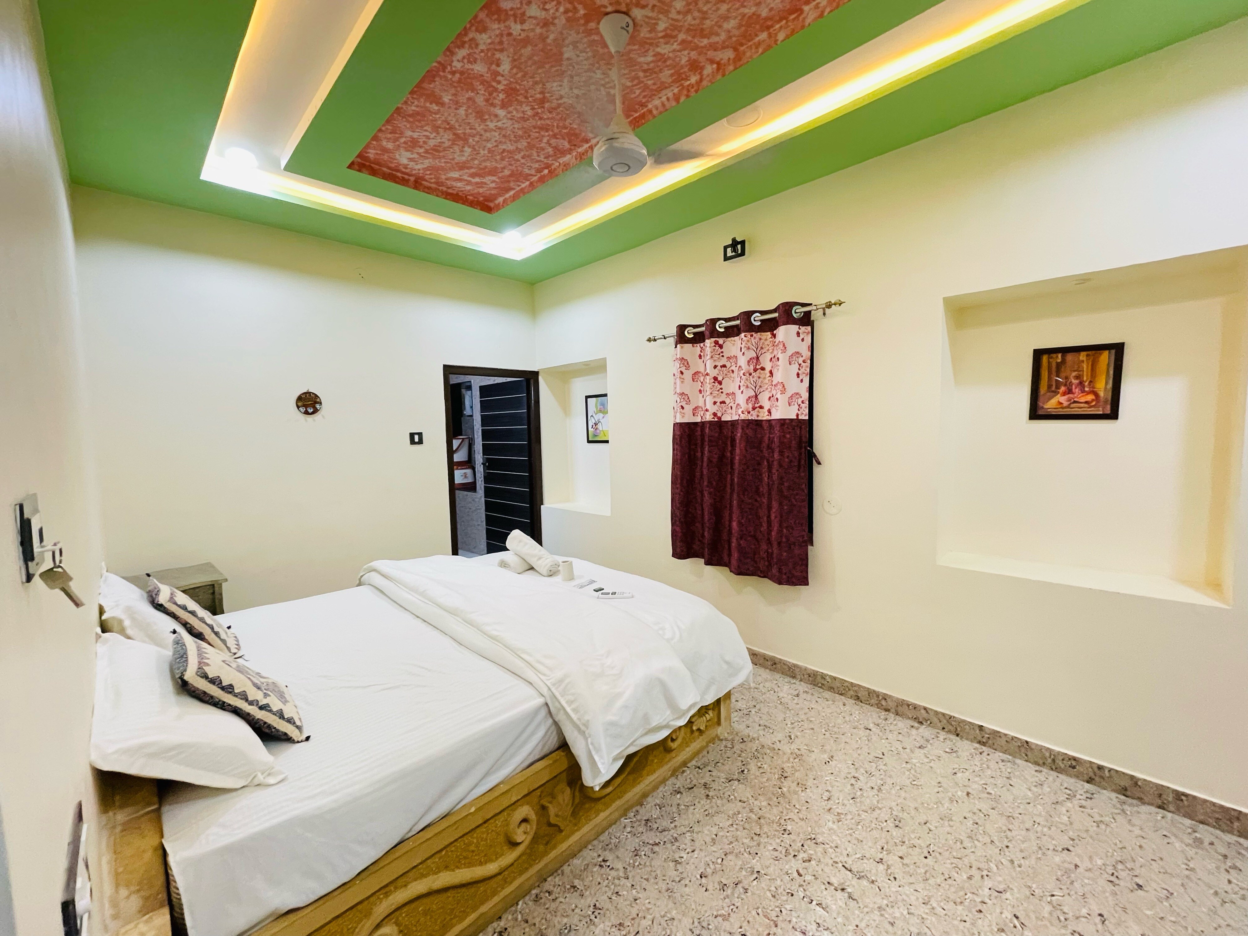 Hotel Chandra Haveli - Tap to explore photos