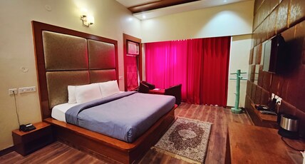 Dippy's Boutique hotel and Microbrewery Room Type - Premium AC Room With Balcony