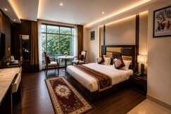 Hotel Aura IP Grand By Qotel Karkardooma New Delhi