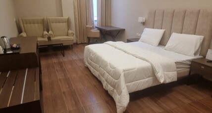 TDI club Retreat sector 110 Room Type - KING BED ROOM