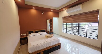 Anantha Stays | Near Thirumullavaram Beach Room Type - Bedroom 2