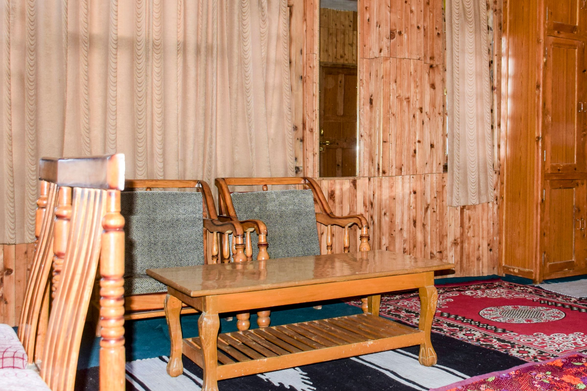 Northmoon Homestay - Tap to explore photos