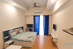 The Taj Stuidos-Luxury Stay in Mall with PVR, Shopper Stop, Lifestyle, Food Court With All Brands