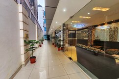 Hotel Lee International