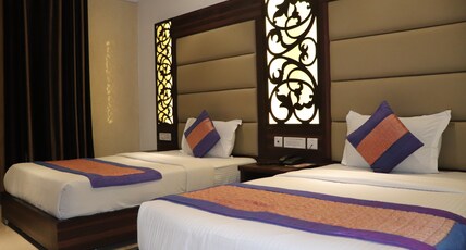 Hotel O Delhi Karol Bagh Room Type - Superior Double Bed with WI Fi