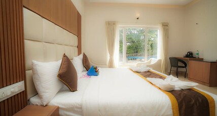 Sukhi A Luxury Stay Inn Room Type - Deluxe Room With Balcony