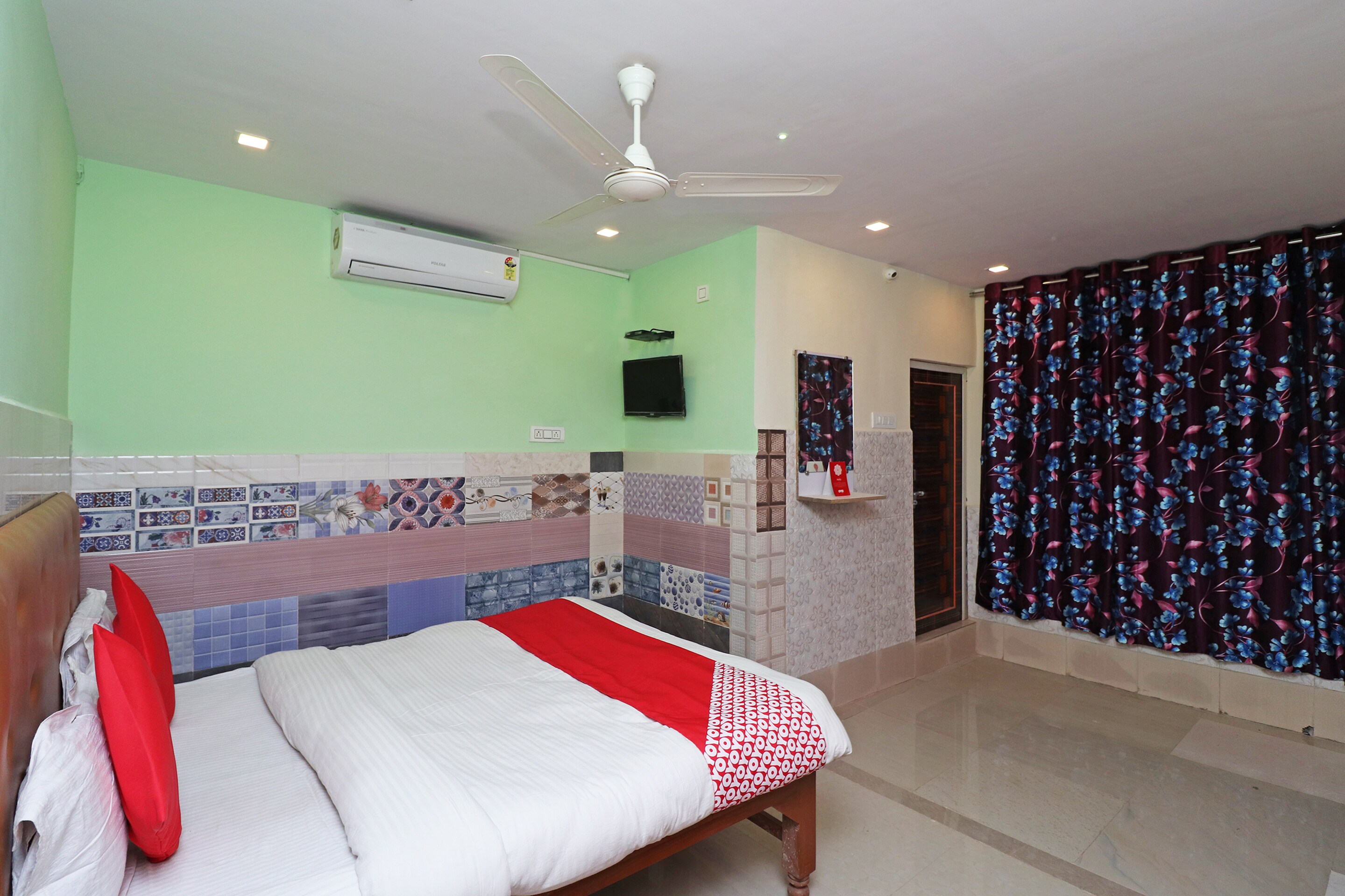 Hotel O Kunal - Tap to explore photos