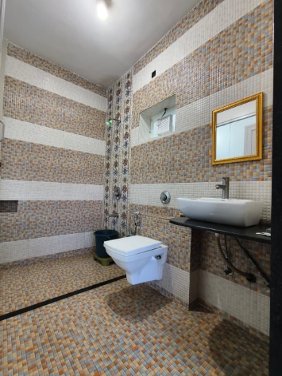 Hotel Hari Om Swimming Pool In Diu - Tap to explore photos