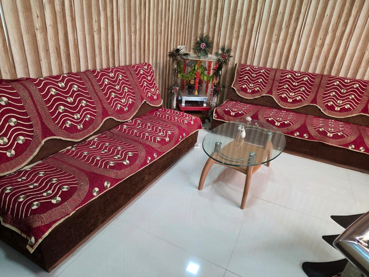 Stay 10 Sajal A 04 BHK Bunglow - Tap to explore photos