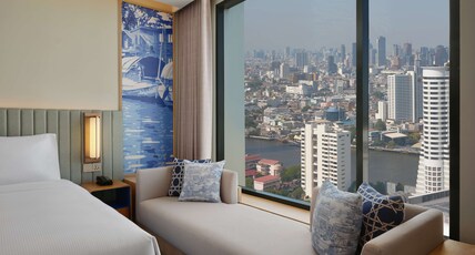 Hilton Garden Inn Bangkok Riverside Room Type - KING DLX ROOM RIVER VIEW