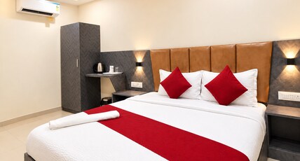 Hotel Golden Sands Inn Room Type - Deluxe Room Hotel Golden Sands Inn Room Type - Deluxe Room