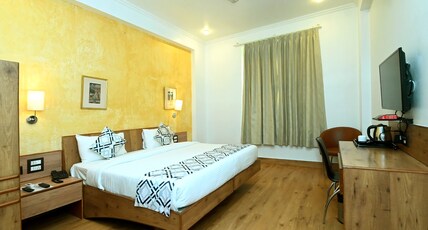Hotel Yulia Room Type - Super Deluxe Room With Free Wi-Fi