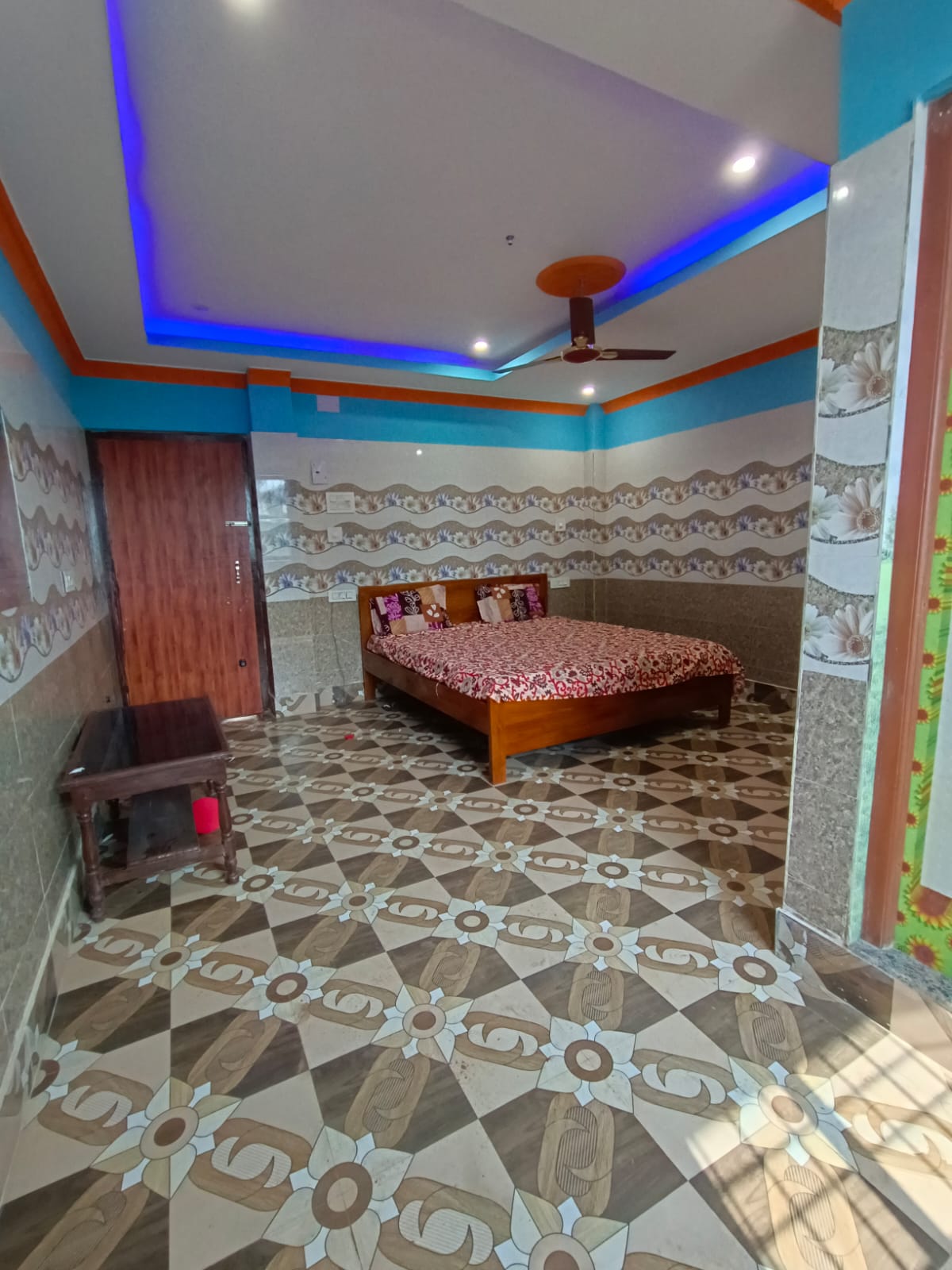 SAGAR PALACE - Tap to explore photos