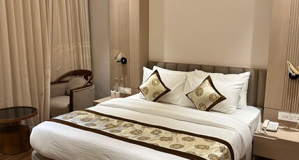 The Atrium (M. G. Marg) Room Type - Deluxe Room
